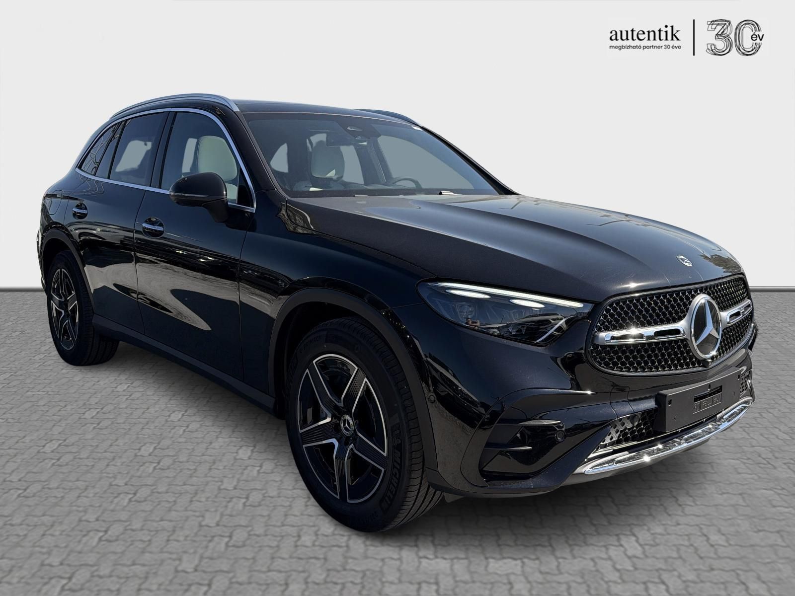 MERCEDES-BENZ GLC 200