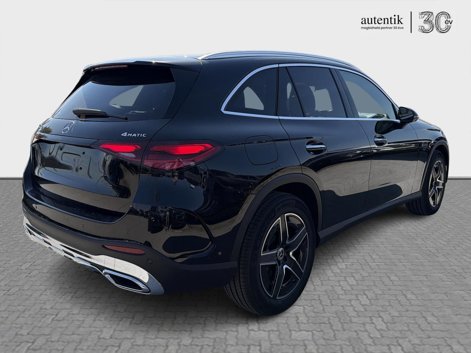 MERCEDES-BENZ GLC 200