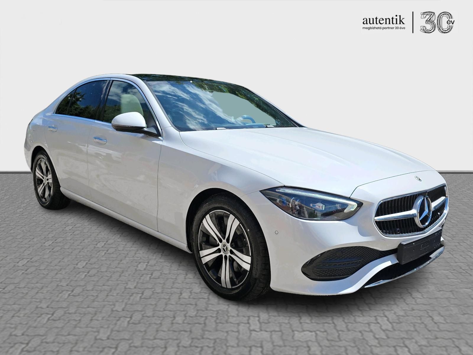 MERCEDES-BENZ C 220