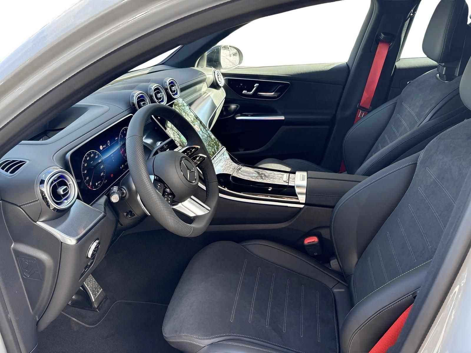 MERCEDES-BENZ GLC 200
