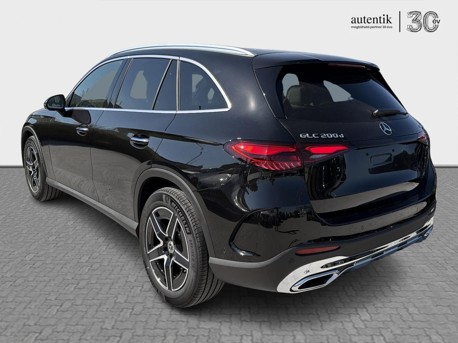 MERCEDES-BENZ GLC 200