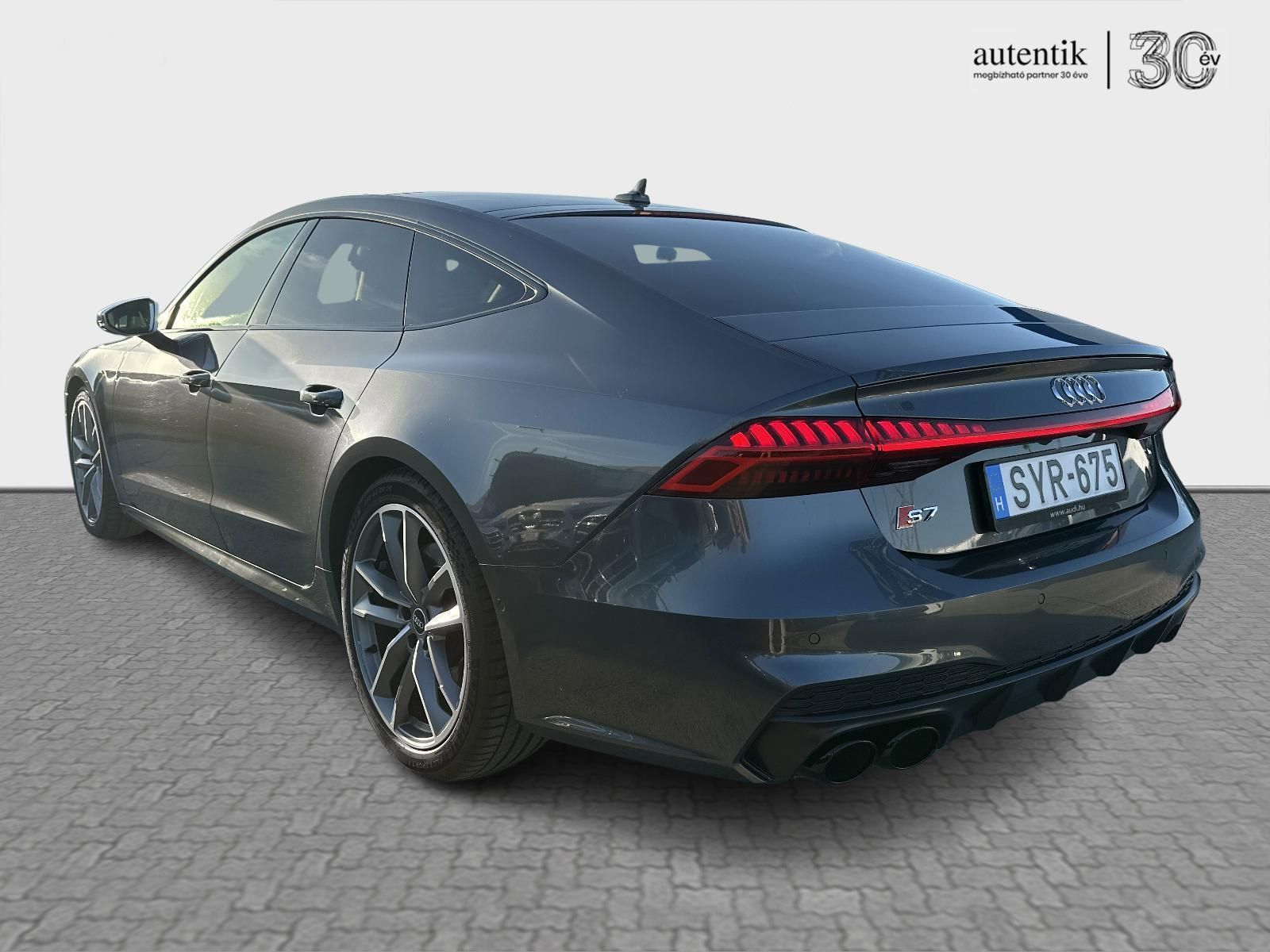 AUDI S7