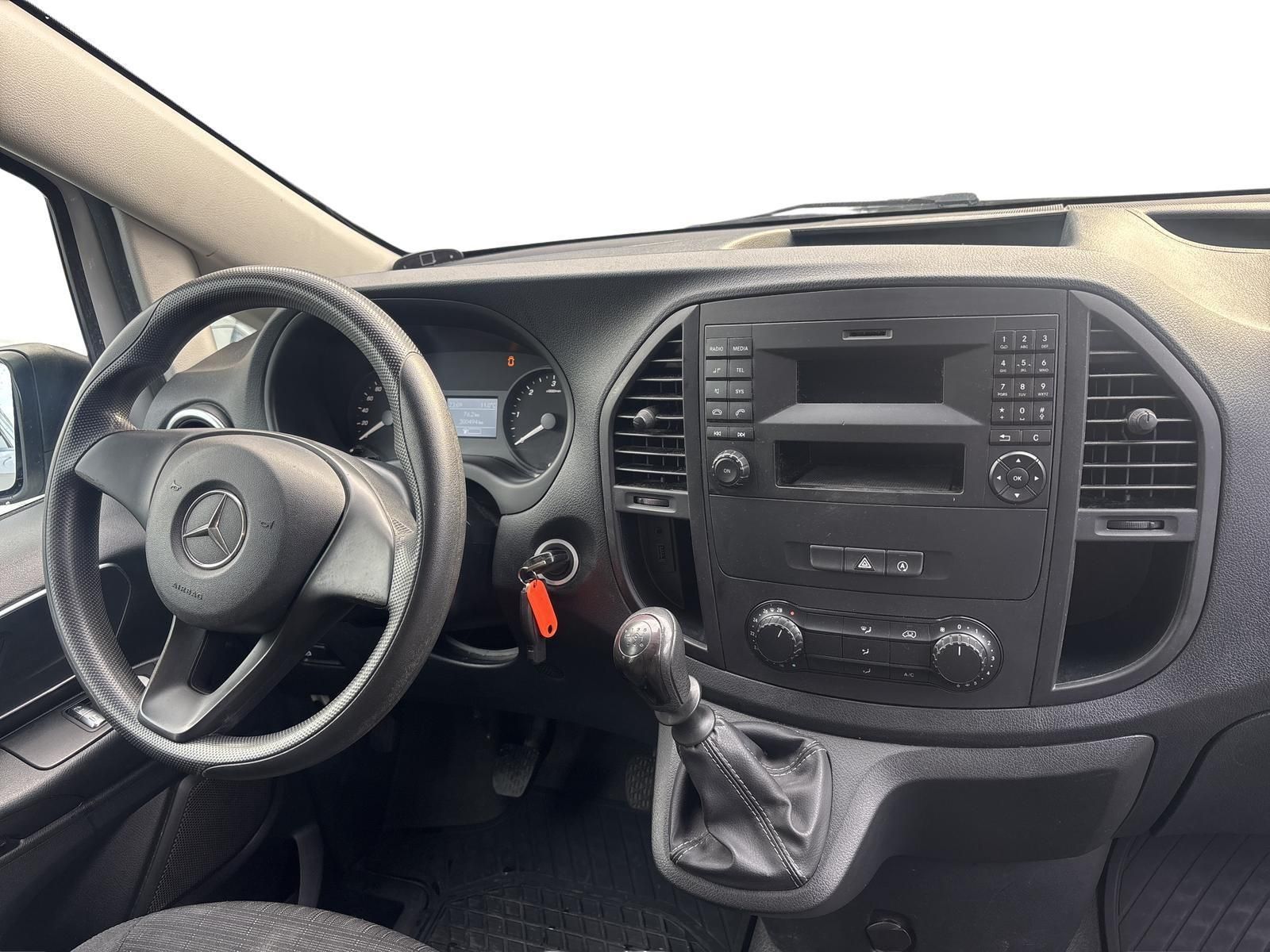 MERCEDES-BENZ VITO