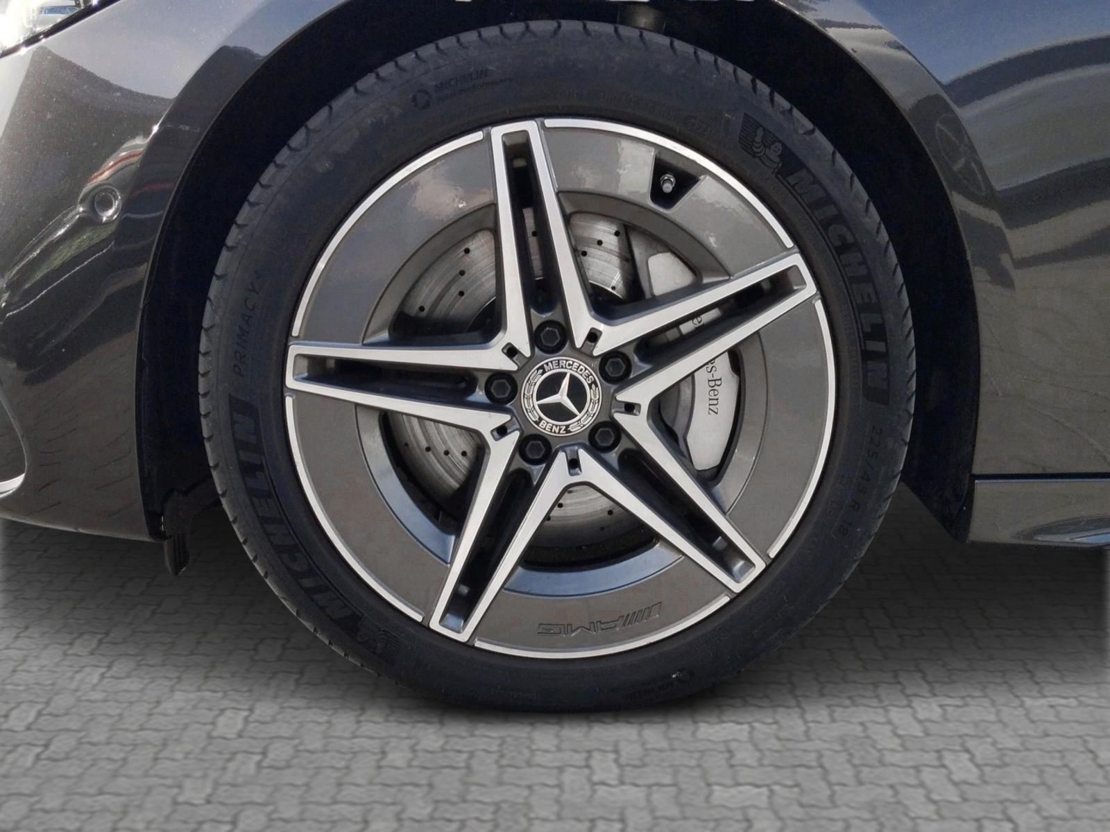 MERCEDES-BENZ C 300