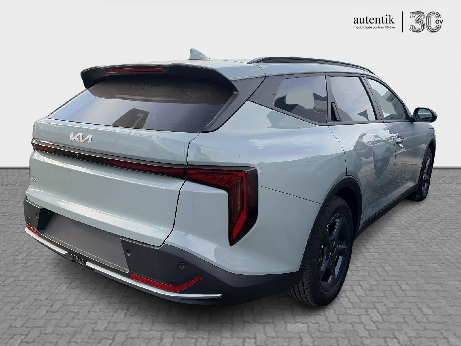 KIA K4