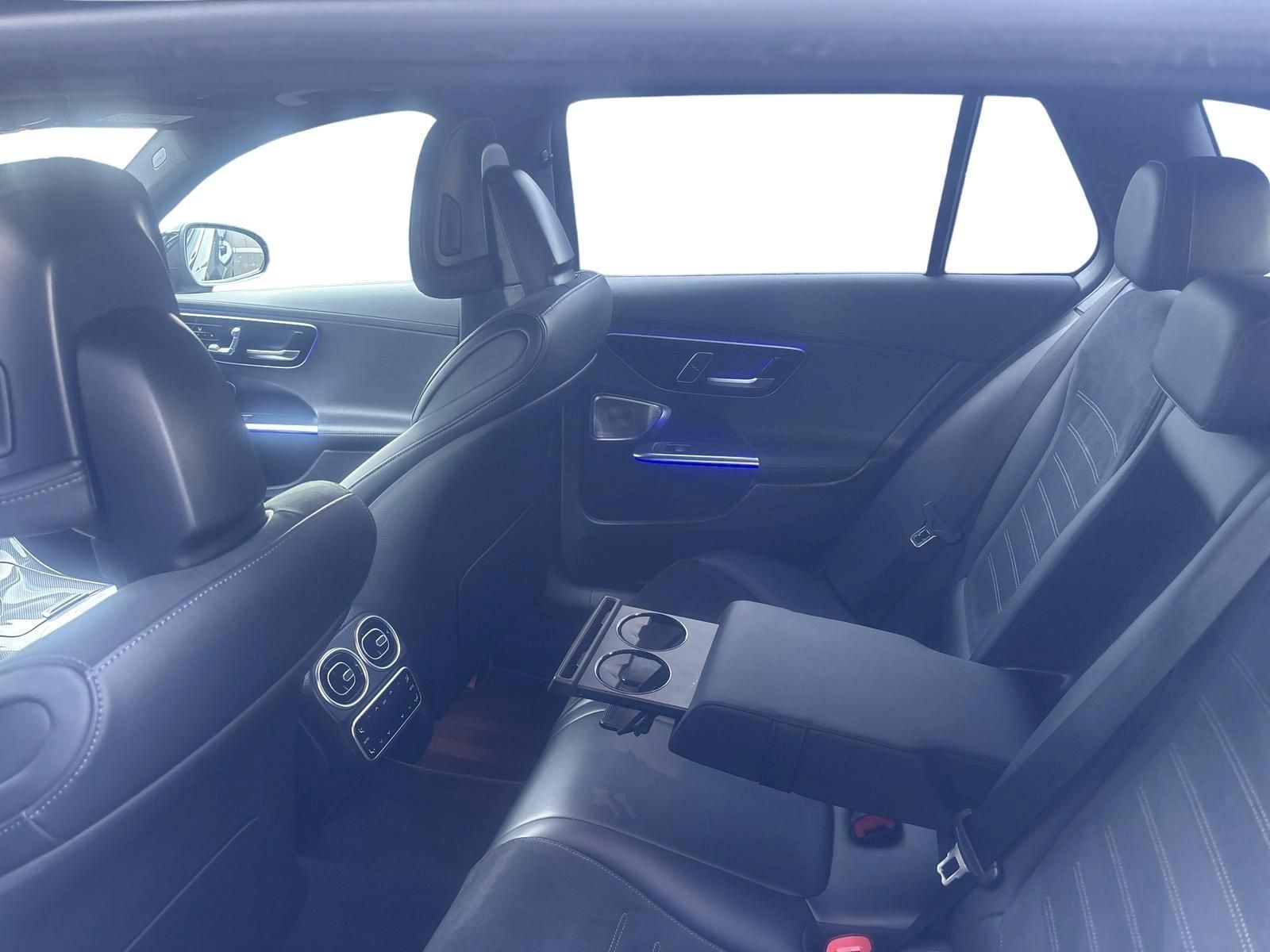 MERCEDES-BENZ C 220