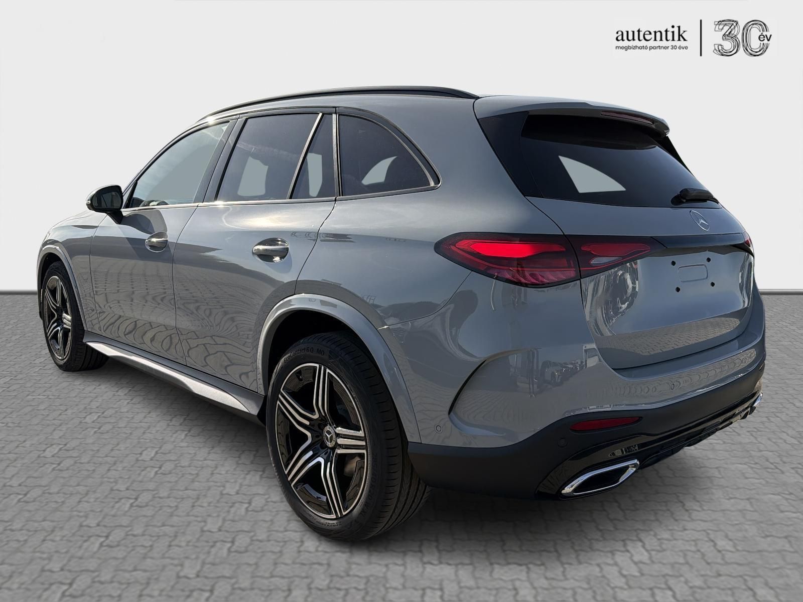 MERCEDES-BENZ GLC 220