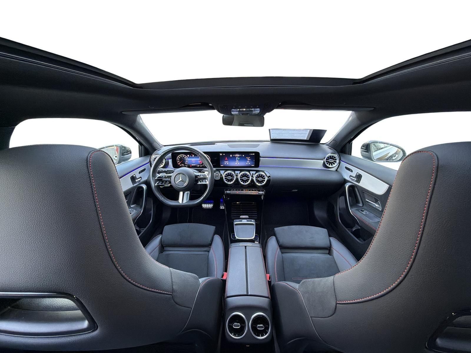 MERCEDES-BENZ A 200