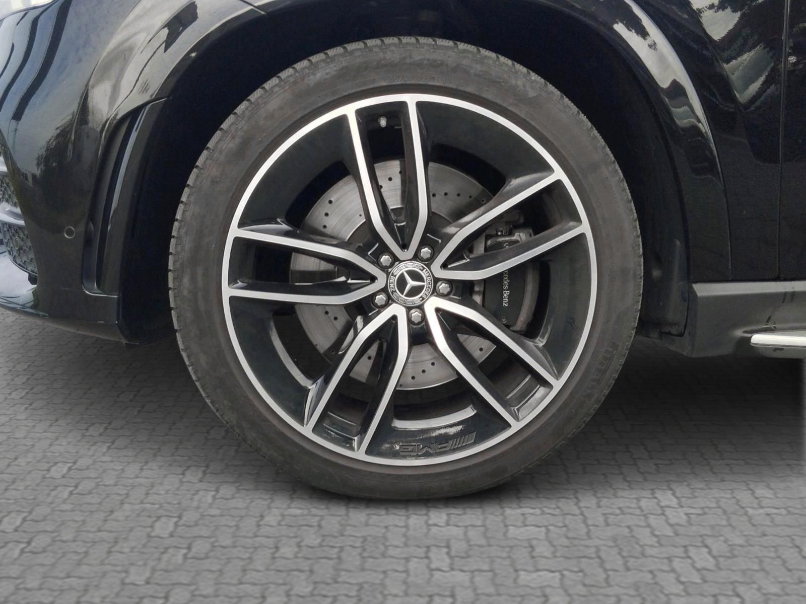 MERCEDES-BENZ GLE 400