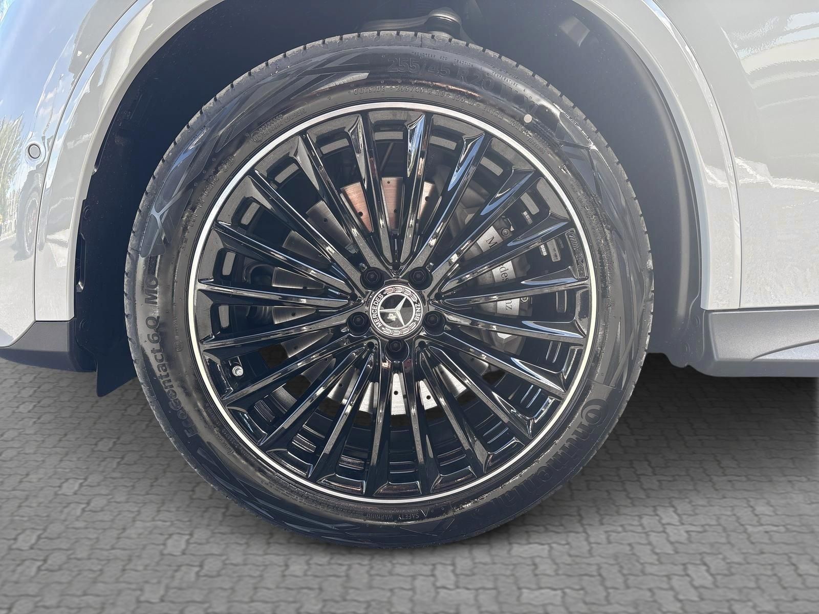 MERCEDES-BENZ GLC 200