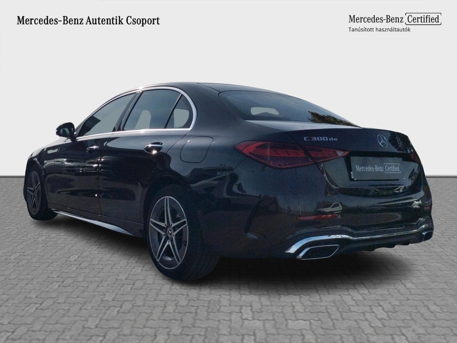 MERCEDES-BENZ C 300